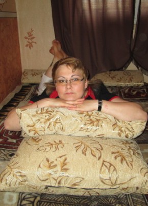 Диночка, 39, Россия, Челябинск