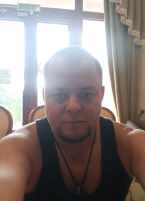 Дмитрий из Хосты 39 лет
