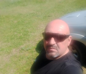 Mikhail, 41, Saint Petersburg