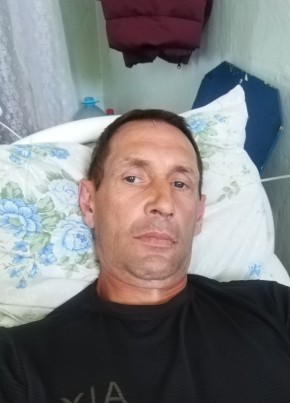 Владимир из Новомышастовскаи 47 лет