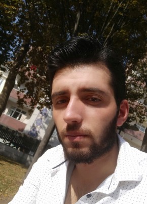 Serkan, 22, Türkiye Cumhuriyeti, İstanbul