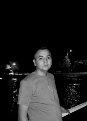 Hasancan из Adana 26 лет