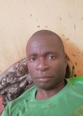 Robert Mologeni из Lilongwe 43 года