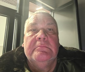 Ilya, 51, Saint Petersburg