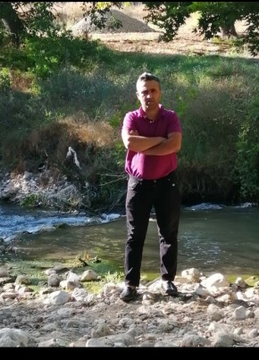 Muzaffer, 44, Türkiye Cumhuriyeti, Gümenüz