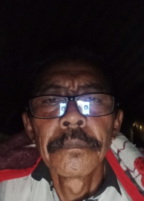 Kumis Saputra, 19, Indonesia, Samarinda