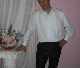 АЛЕКСАНДР, 45 лет, Floreşti