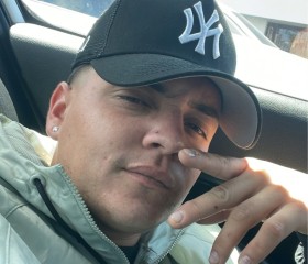 Isaac, 24, Vega Baja