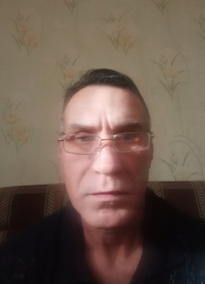 Александр из Кадыя 55 лет
