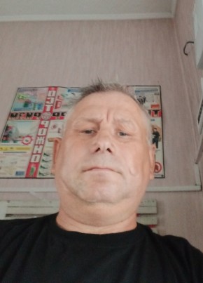 Tolik из Усинска 56 лет