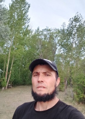 Виктор из Қарағанды 38 лет