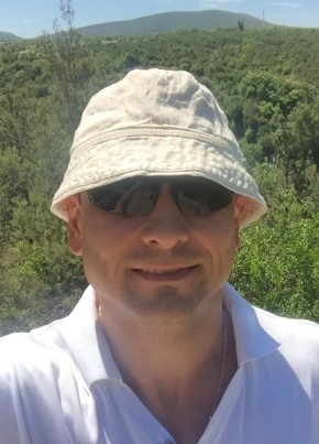 Dmitriy, 41, Russia, Moscow