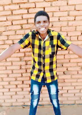 Dominico, 21, Malaŵi, Lilongwe