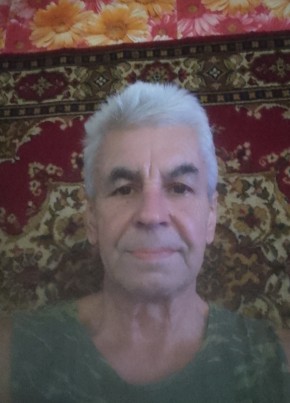 Геннадий из Гуково 68 лет