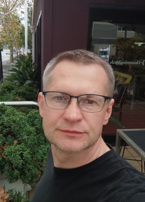 Dmitry, 41, Australia, Newcastle