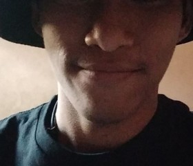 Suphasek, 25, Loikaw