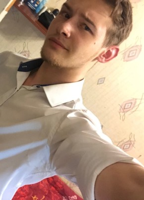 Денис, 23, Россия, Колпино