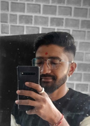 Meet, 26, India, Jūnāgadh