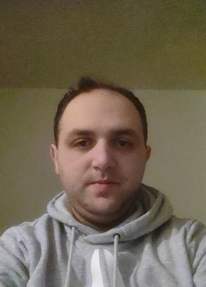 Vasyl, 27, Canada, Saskatoon
