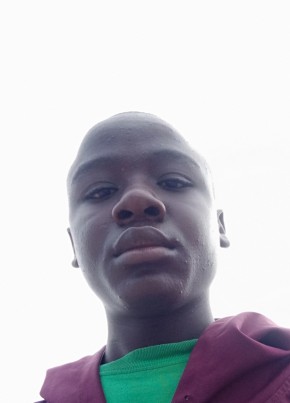 Jesse, 22, Kenya, Nairobi