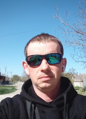 Макс, 36, Россия, Северская