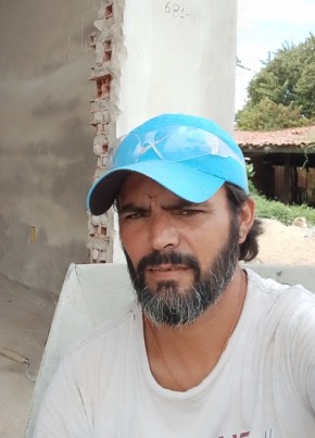 Lucival Rodrigue из Limoeiro do Norte 43 года