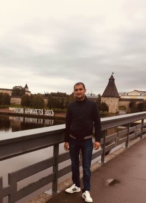 Баходир Саидов из Спас-Деменска 42 года