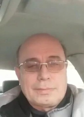 ГЕННАДИЙ из Санкт-Петербурга 60 лет