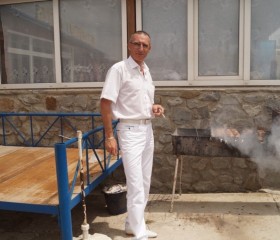 Илья, 56 лет, Владивосток