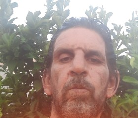 Martín, 48, Tandil