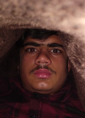 Lucky, 18, India, Guru Har Sahāi