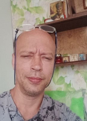 Станислав из Колпино 45 лет