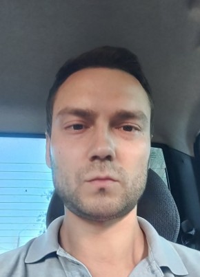 Илья из Тольятти 32 года