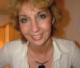 Yulya, 53, Saint Petersburg
