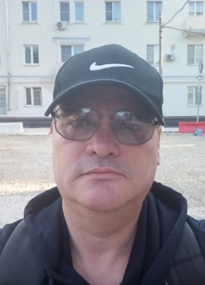 Сергей из Подольска 50 лет