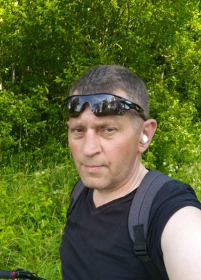 Сергей из Гатчины 53 года