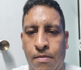 José, 44, Caracas