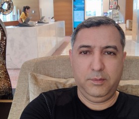 Yarov Nodir, 48, Tashkent