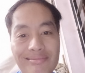 Nguyễn Tiến phù, 38, Hanoi