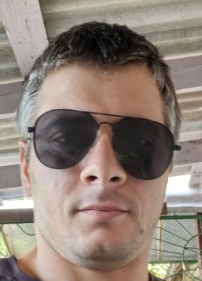 Ибрагим из Владикавказа 30 лет