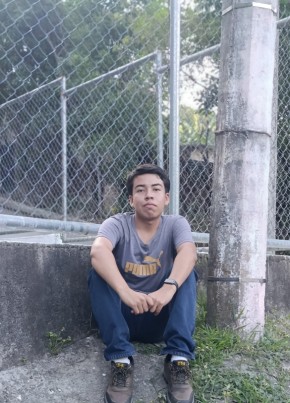 Elvin Alexis из Washington D.C. 18 лет