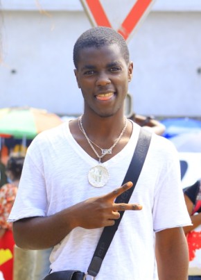 Basta, 23, République Gabonaise, Libreville