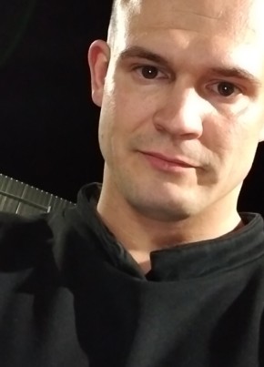 Сергей из Москвы 32 года