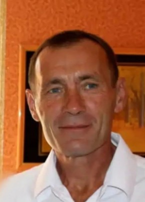 Миша из Миллерово 63 года