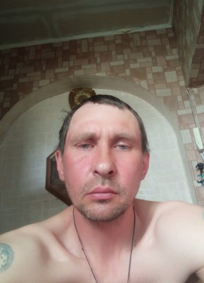 Максим из Новосибирска 50 лет