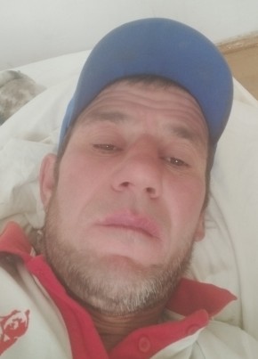 Руслан из Бишкека 42 года