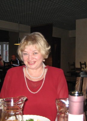 Евгения, 74, Россия, Санкт-Петербург