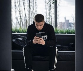 Sergey, 22, New York City