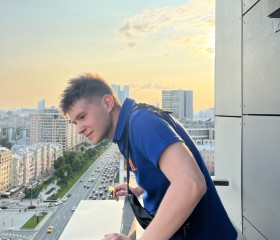 Кирилл, 22 года, Санкт-Петербург