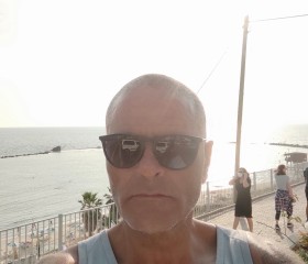 Atzmon, 63, Rosh Ha Ayin